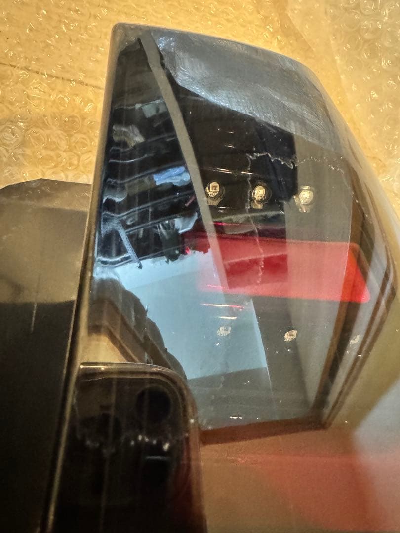 定価６万？ プリウス α 40 41 Revier フル LED テール レンズ