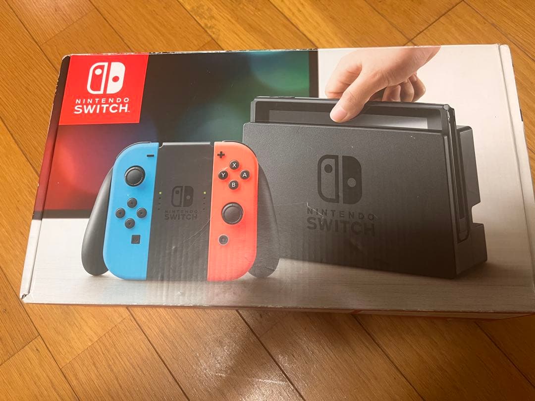 Nintendo Switch 本体 赤青ジョイコン