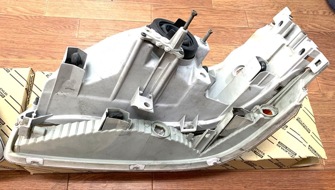 100系ハイエース ヘッドライト、ウインカーセット