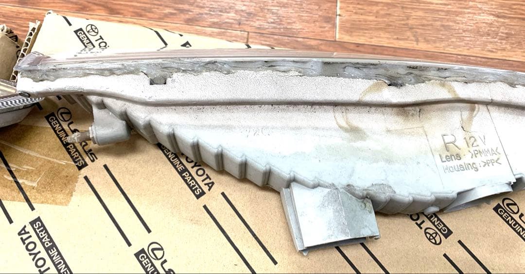 100系ハイエース ヘッドライト、ウインカーセット