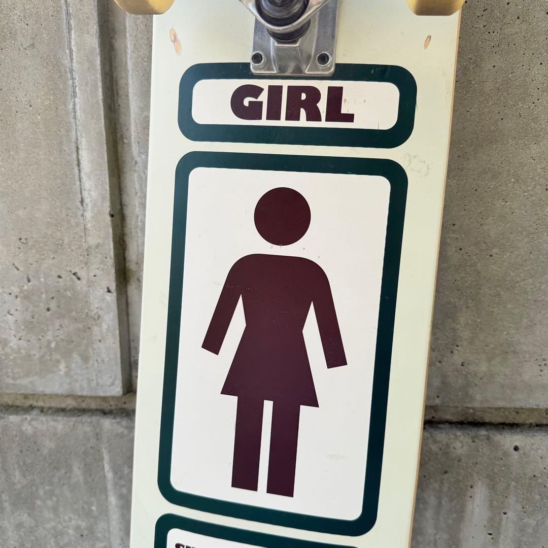 GIRL スケートボードデッキ ホワイト