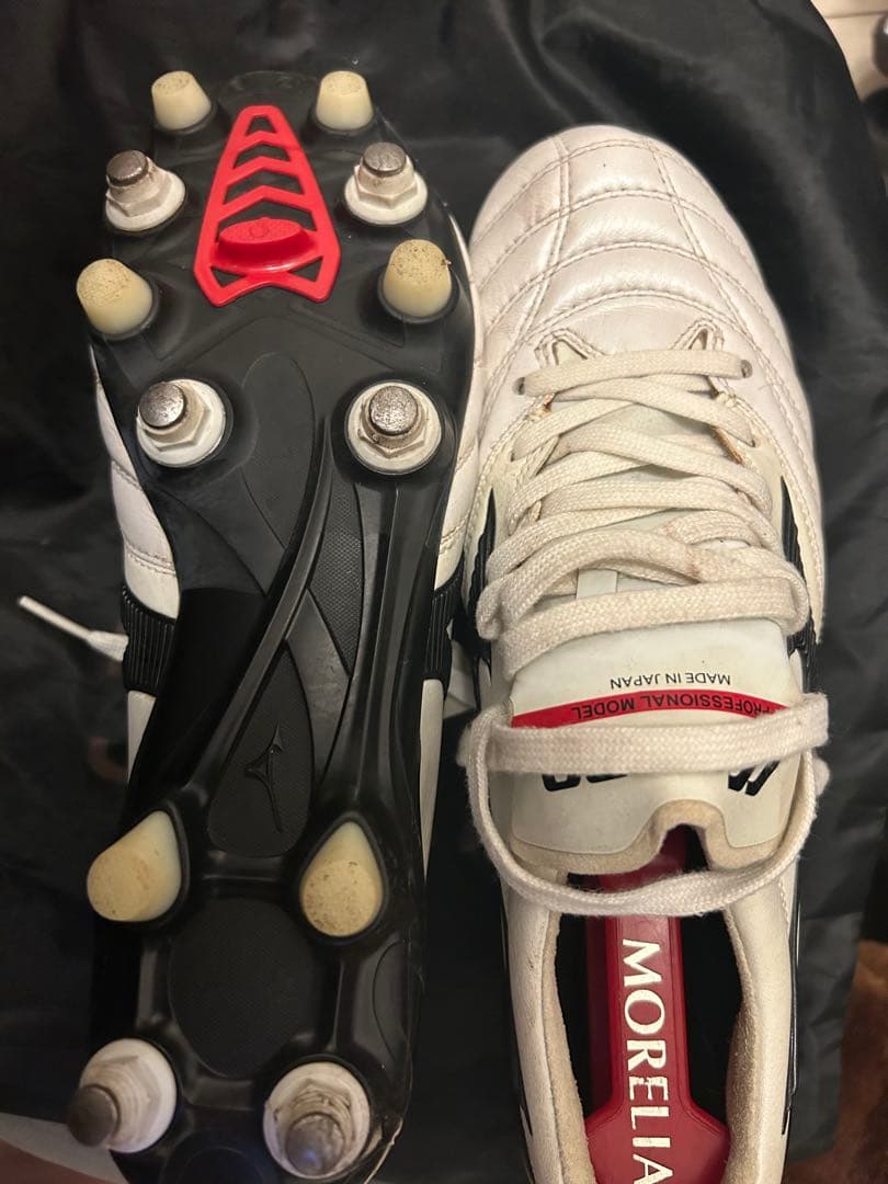 ミズノ　MORELIA NEO 2 MIX