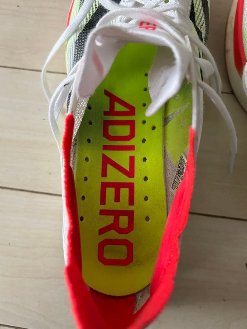 アディダス アディゼロ　タクミセン10 （サイズ27.5cm）