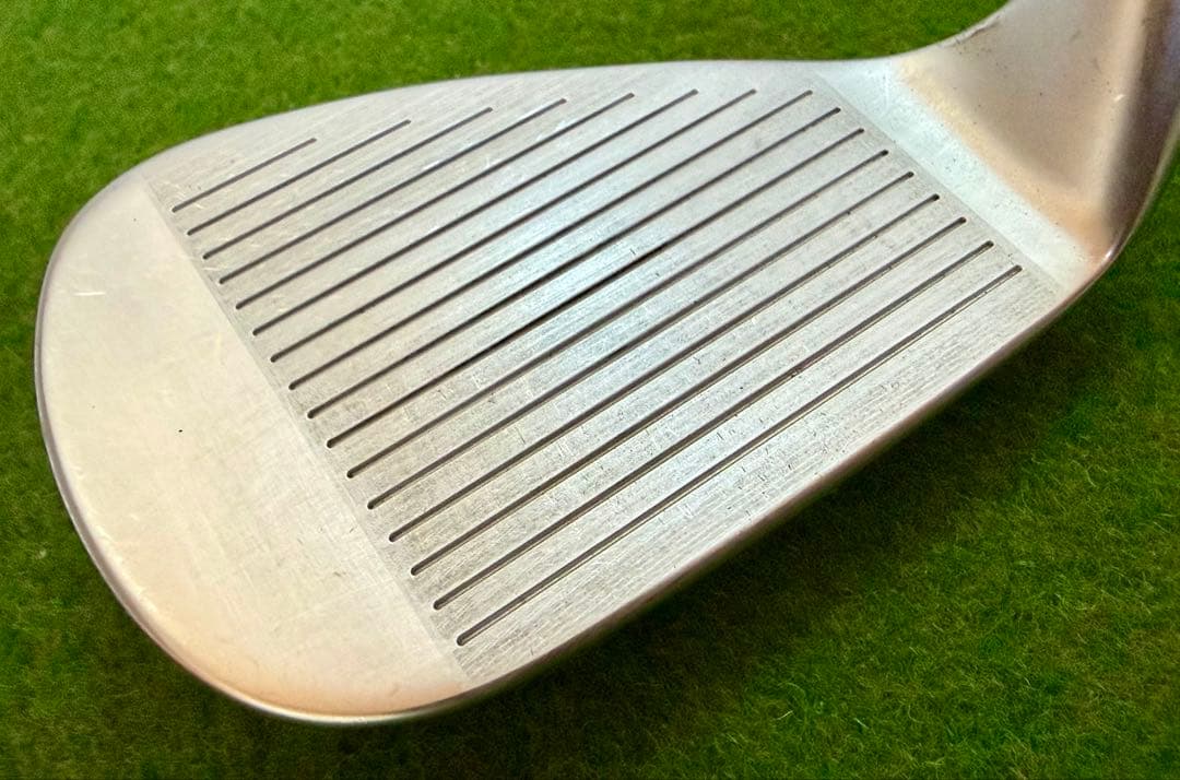 スリクソン ZX4 Mk-II AW カーボン S