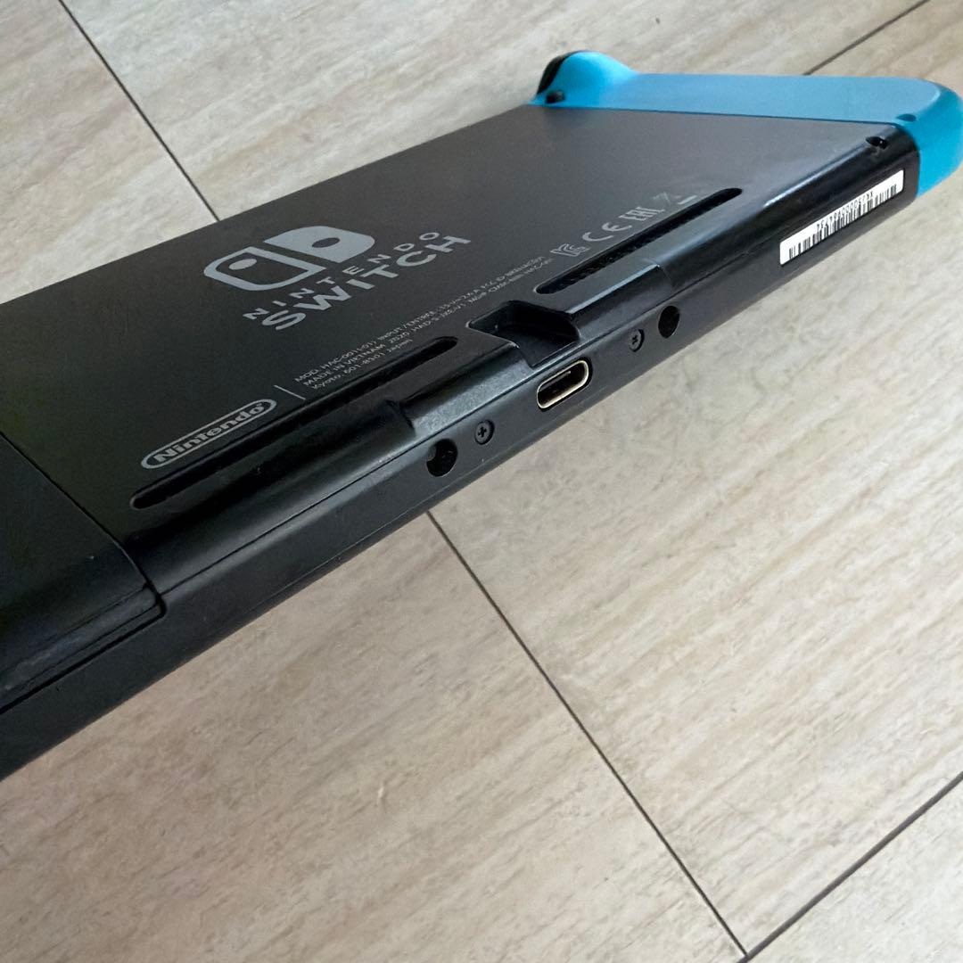 Switch 本体　液晶不具合あり