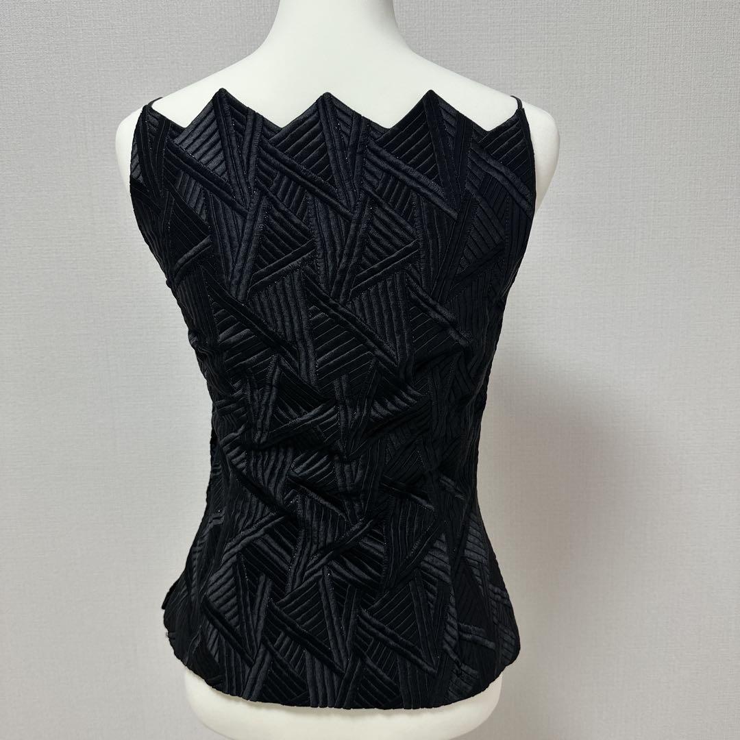 未使用【AKRIS】幾何学模様 黒 ビスチェ　キャミソール　シルク　36