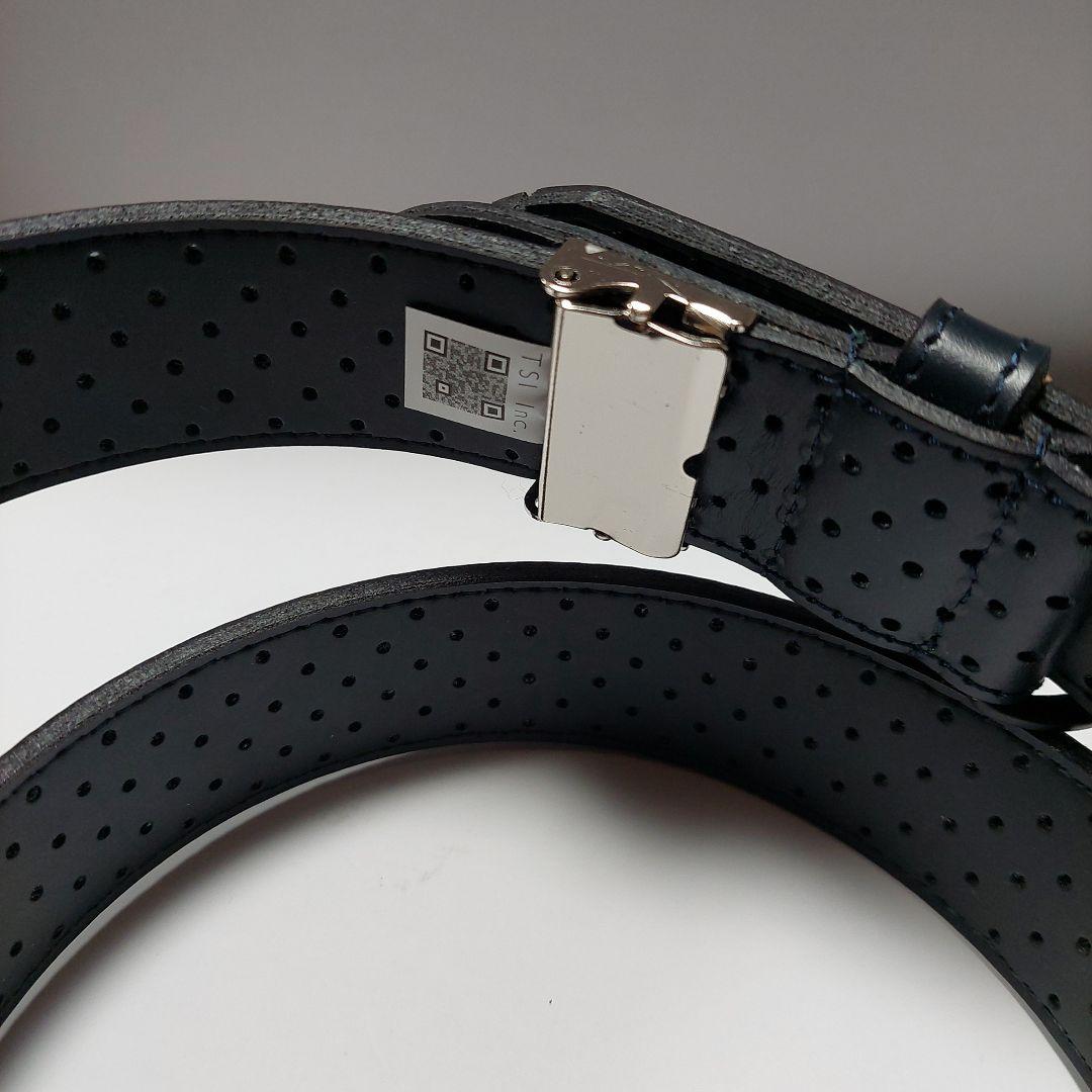 PEARLY GATES 穴あきデザイン ロゴ入りベルト 2色セットです。