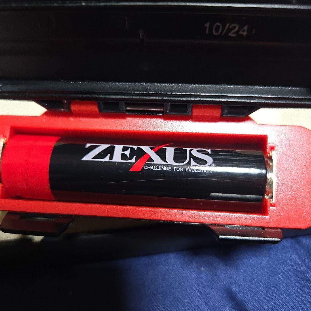 ZEXUS 充電式ヘッドランプ