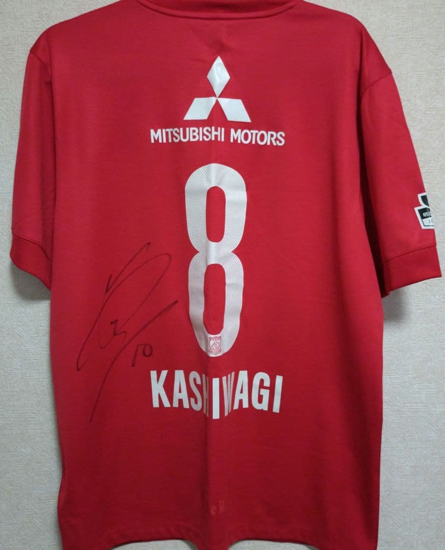 浦和レッズ　2015ユニフォーム　XXLサイズ　柏木陽介　サイン入り写真付き