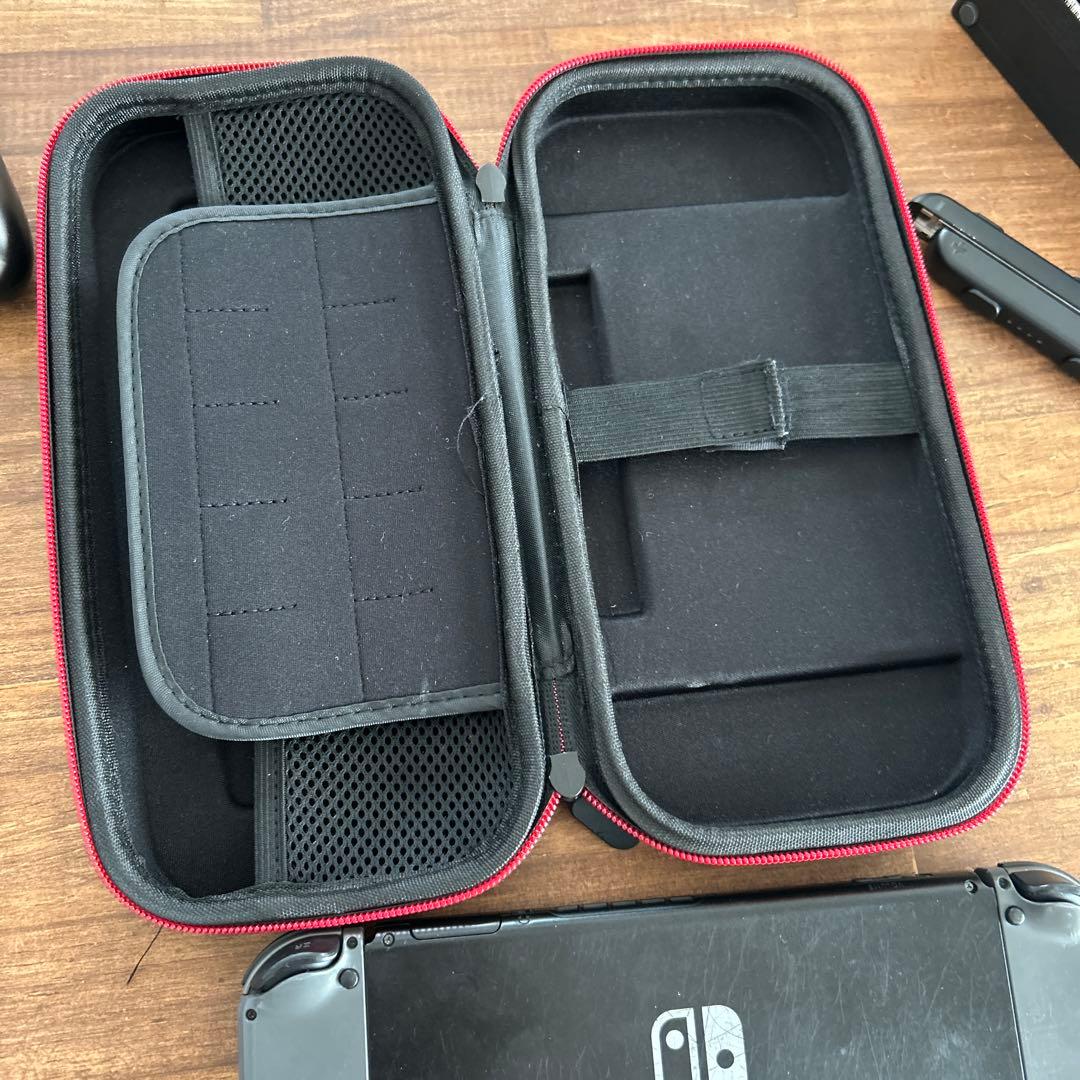 任天堂　スイッチ Nintendo Switch 本体　グレー