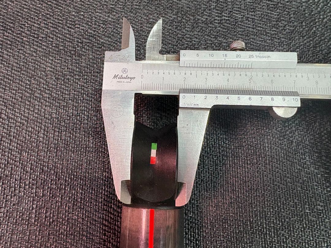 カーボンシートポスト 3T ZERO25 TEAM 31.6mm