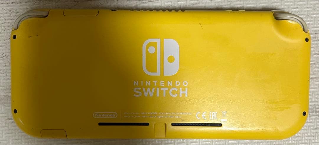 Nintendo Switch Lite イエロー