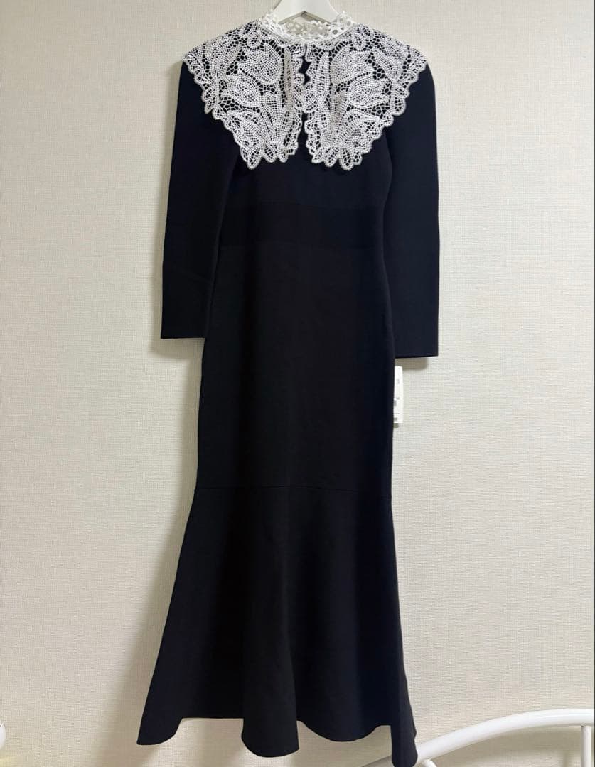 新品タグ付き⭐︎スナイデル ビッグレースカラーニットワンピース ブラック 0
