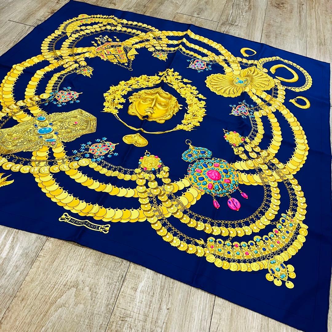 11s30 美品 エルメス HERMÈSスカーフ KOSMIMA シルク100%