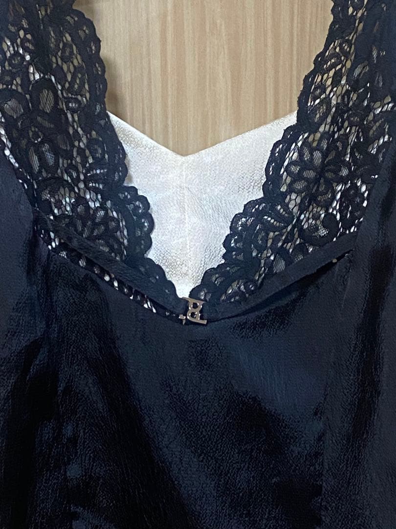 m　メゾンスペシャル 2WAYエンブロイダリーベスト　レースキャミトップス