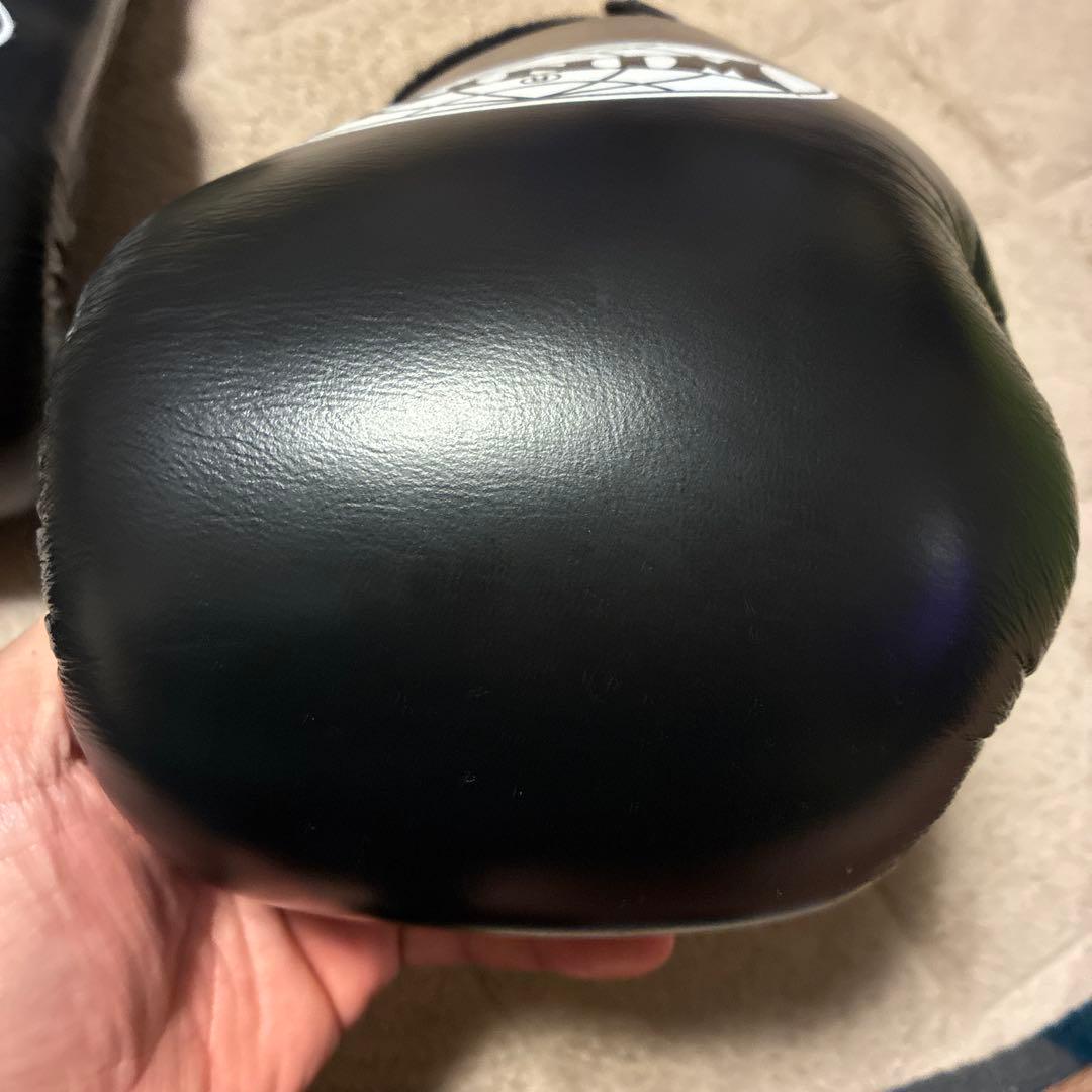 ボクシンググローブ　14オンス