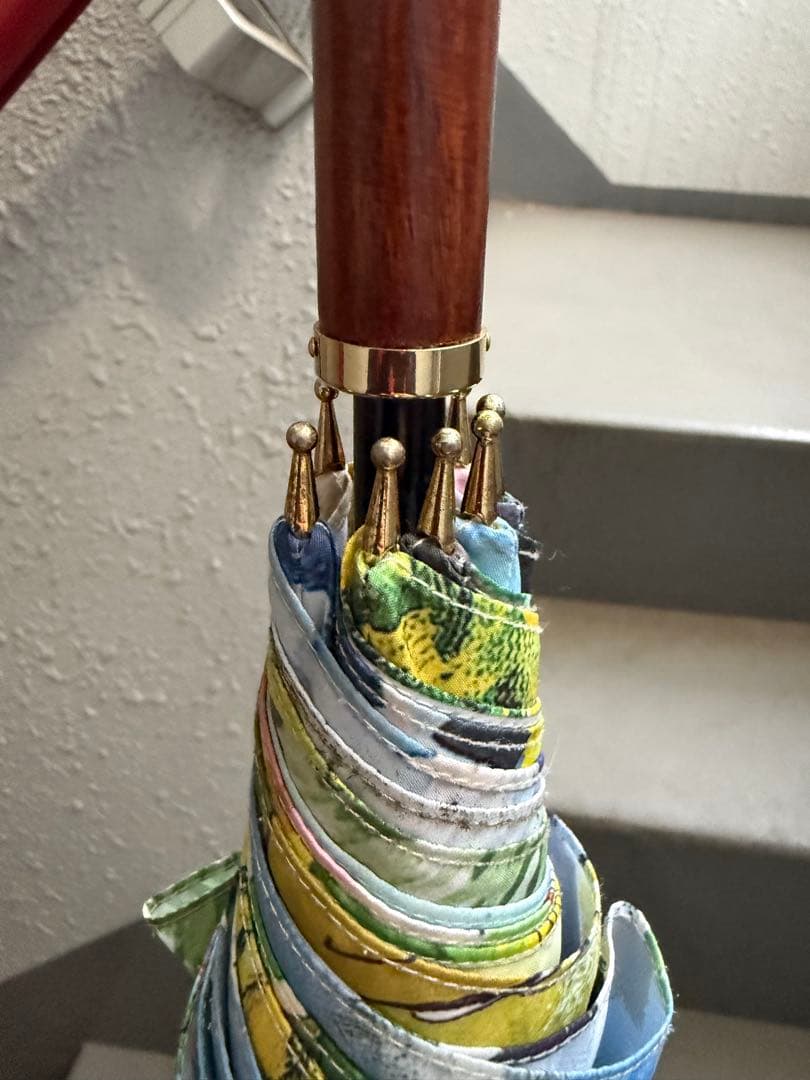 【人気】マンハッタナーズ　手開き式　雨傘　耐風式　素敵なマンハッタン　長傘