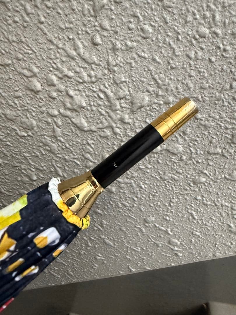 【人気】マンハッタナーズ　手開き式　雨傘　耐風式　素敵なマンハッタン　長傘