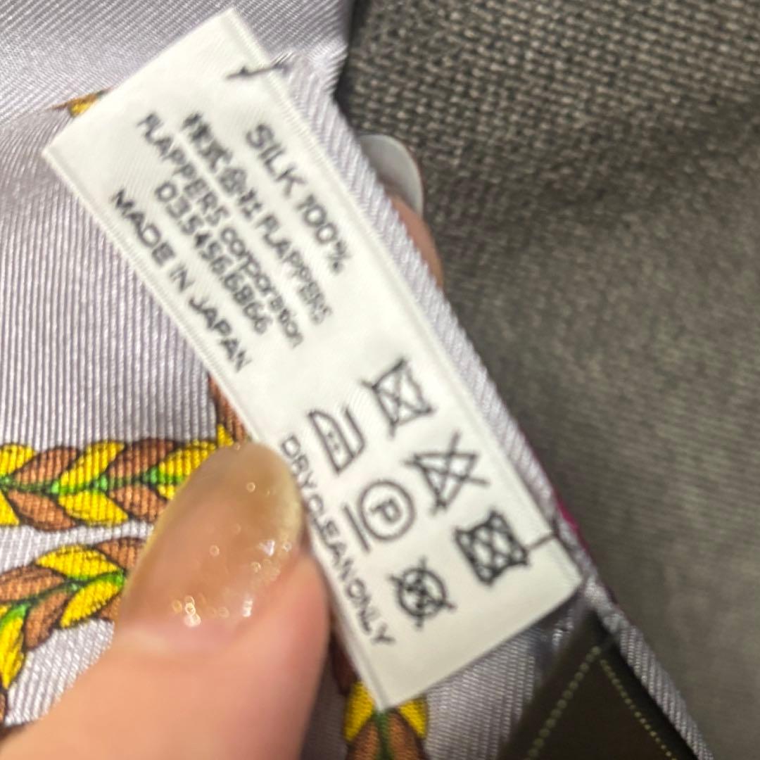 m*l様 【manipuriマニプリ】未使用リバーシブルシルクスカーフ三角形型ピ