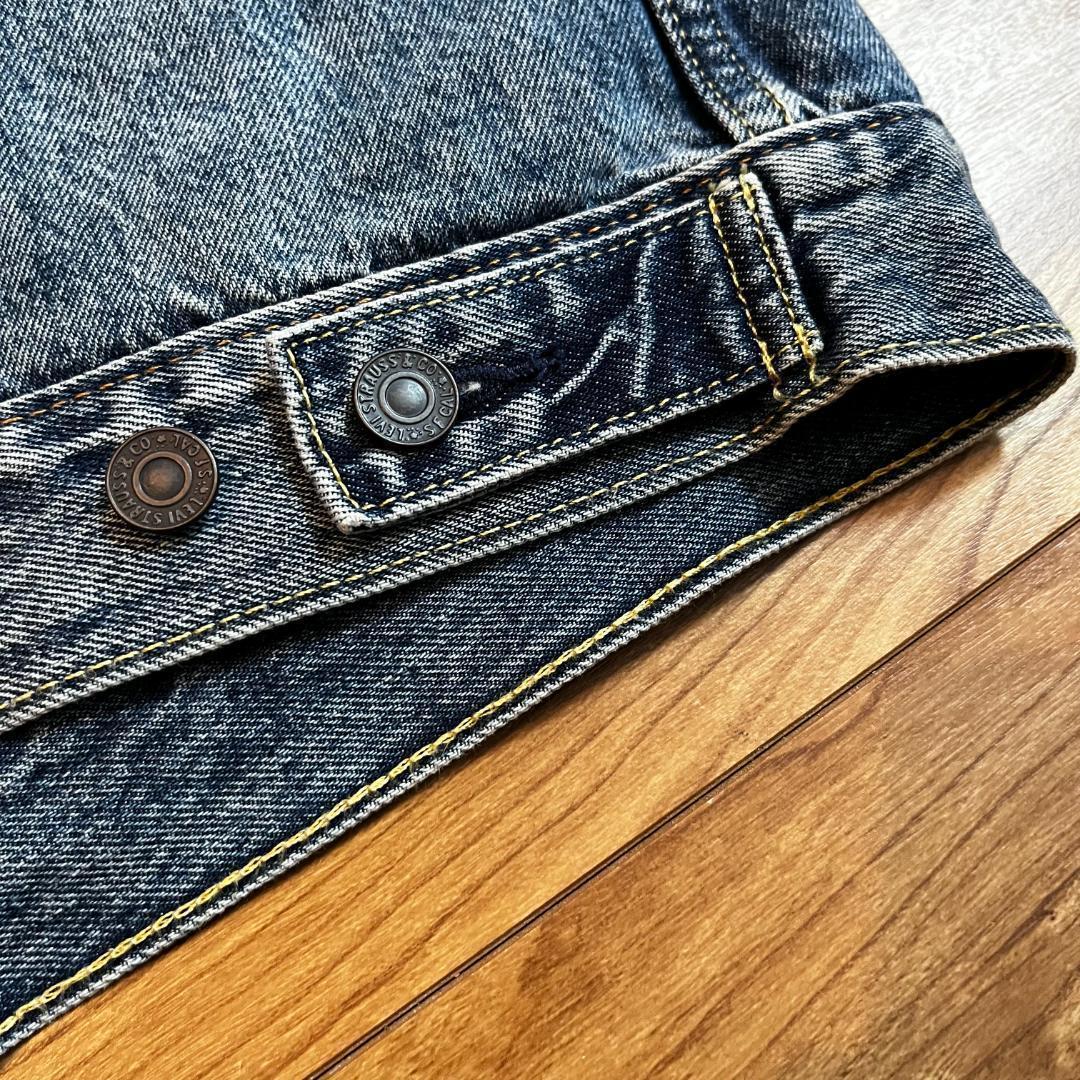 新品　リーバイス　XL デニム トラッカー ジャケット Gジャン　Levis