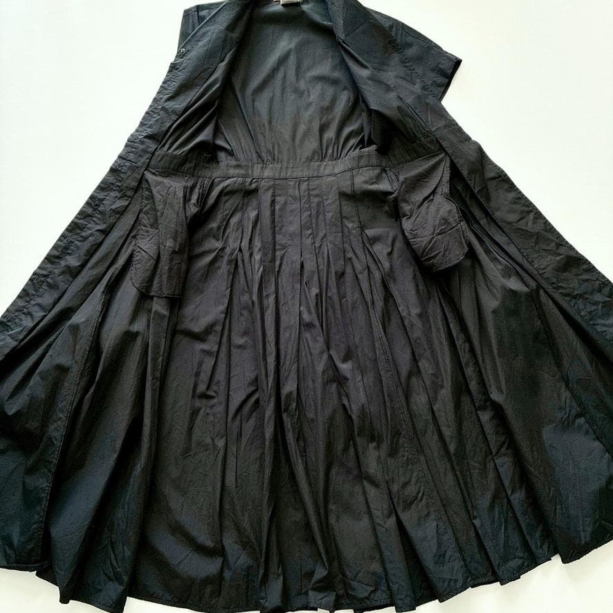 【近年モデル】MaxMara　半袖シャツワンピース タック フレア ブラック