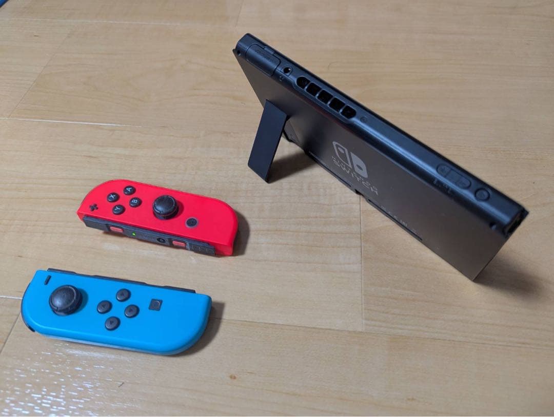 【お値下げ】Nintendo Switch 本体 ネオンブルー/ネオンレッド