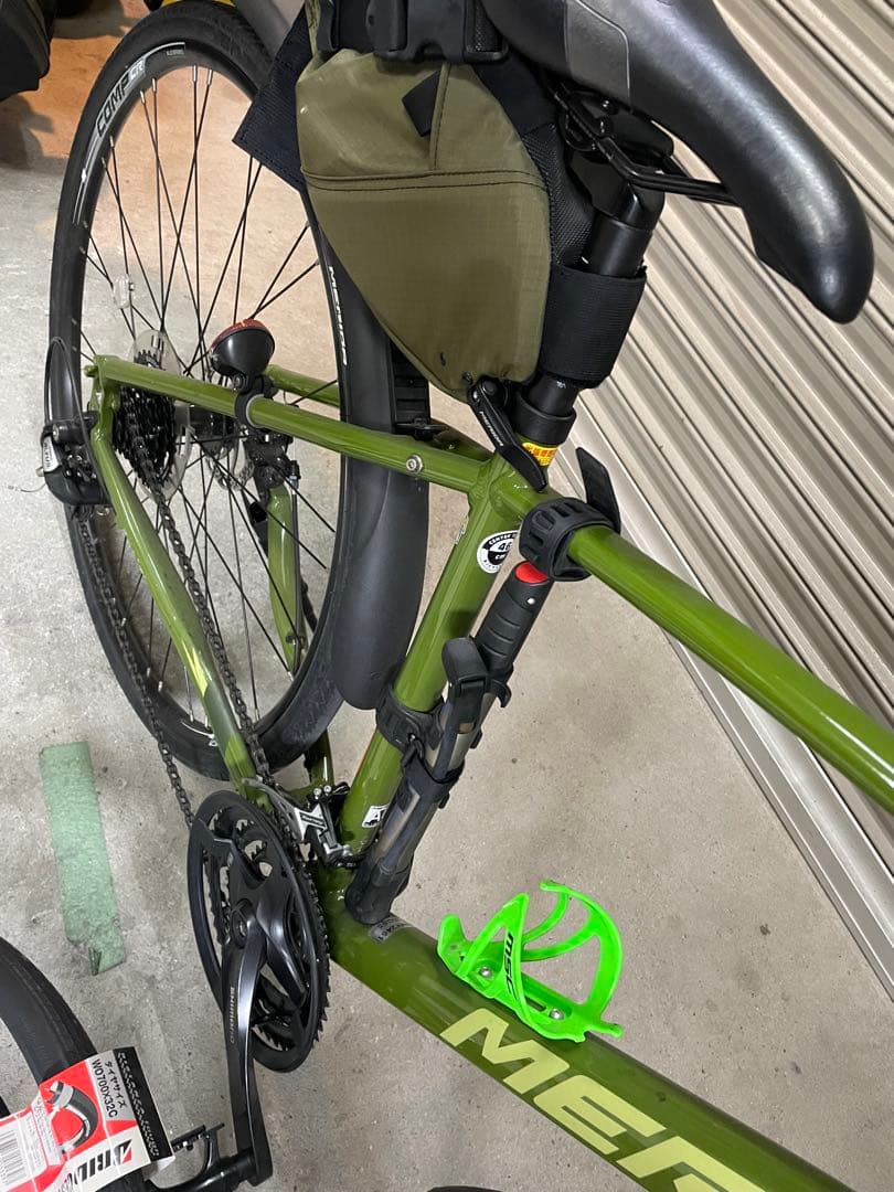 MERIDA 自転車　おまけのタイヤ付き