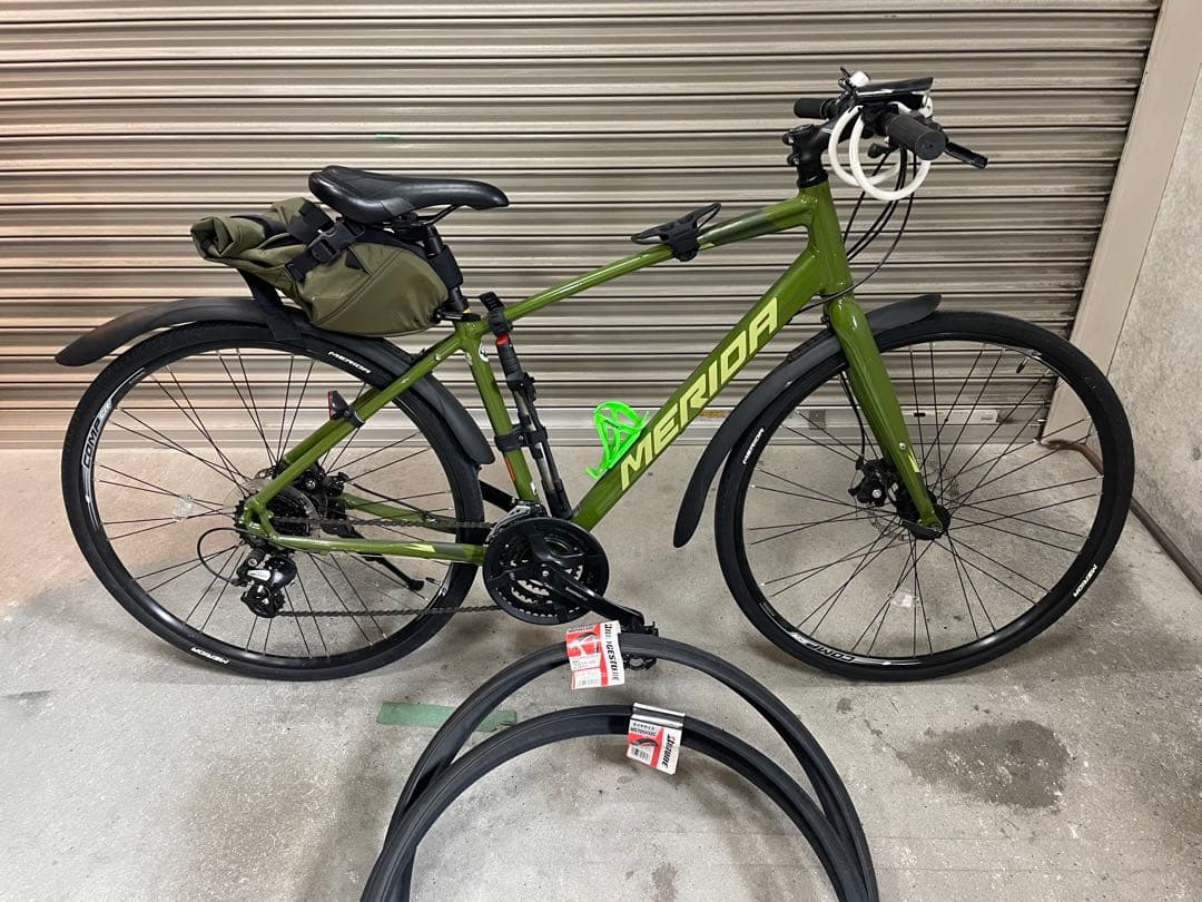MERIDA 自転車　おまけのタイヤ付き