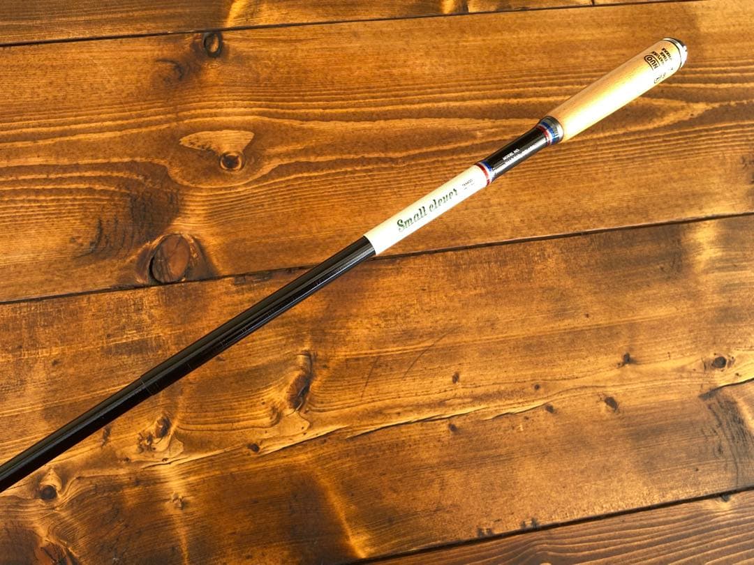 小物釣り竿　タナゴ竿　ブラック×ホワイト　180cm ウッドグリップ　振り出し竿