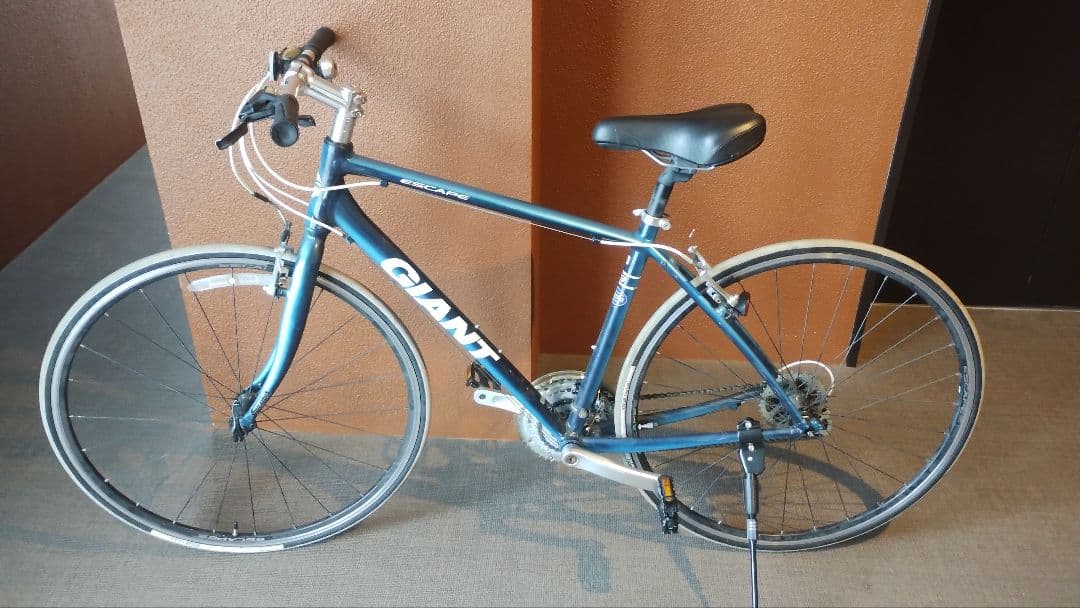 GIANT ESCAPE ジャイアント　エスケープ　クロスバイク