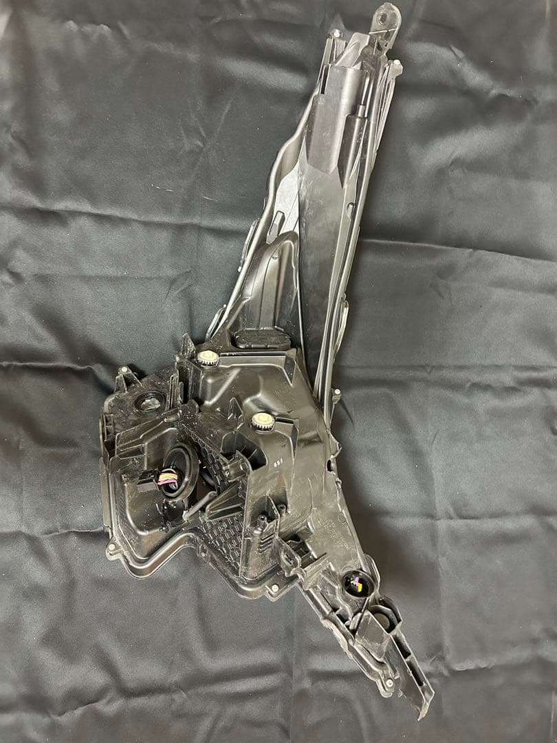 【送料込】 50プリウス ヘッドライト左右