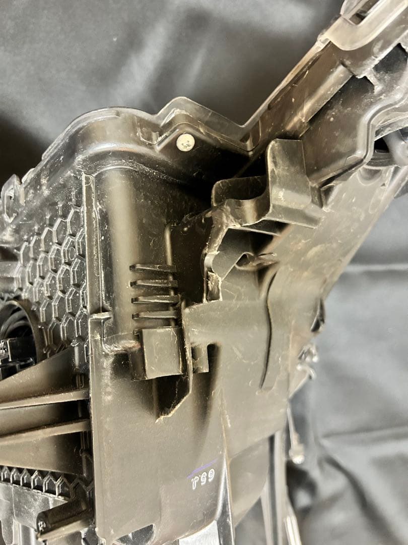 【送料込】 50プリウス ヘッドライト左右