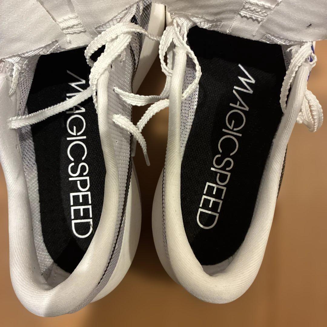 asics マジックスピード5 26.0cm 【ほぼ未使用】