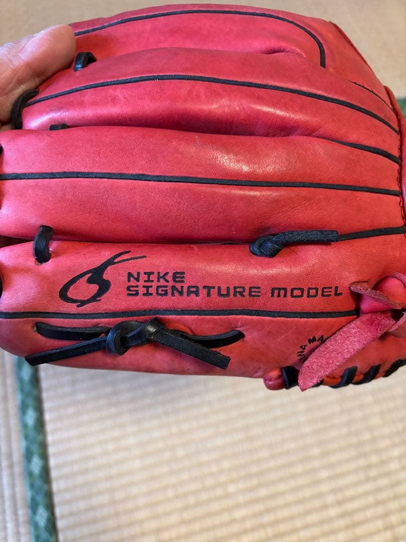 美品 ナイキ 軟式グローブ 岩村モデル 一般用