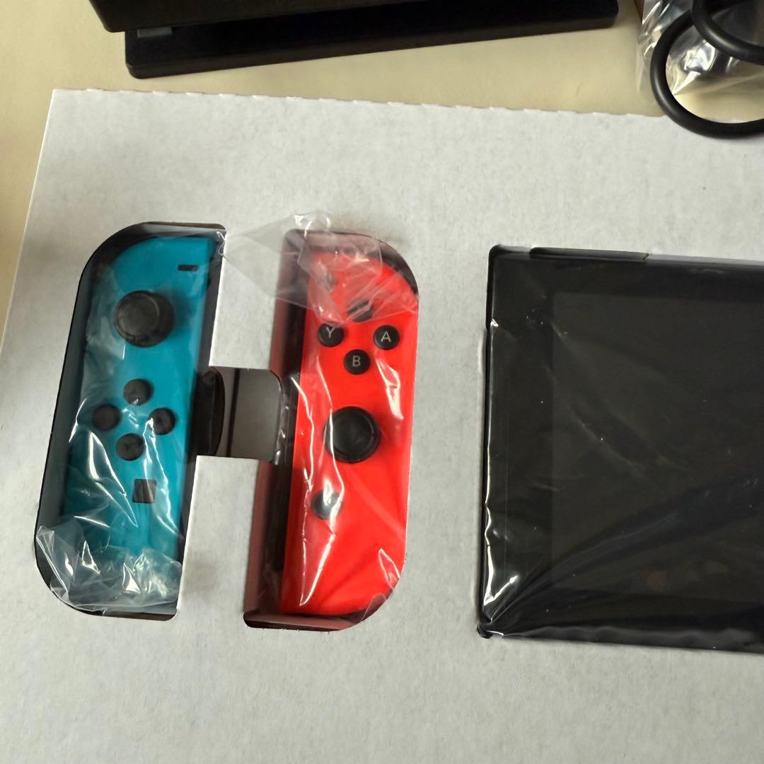 バ*ー様 美品　Nintendo Switch 本体