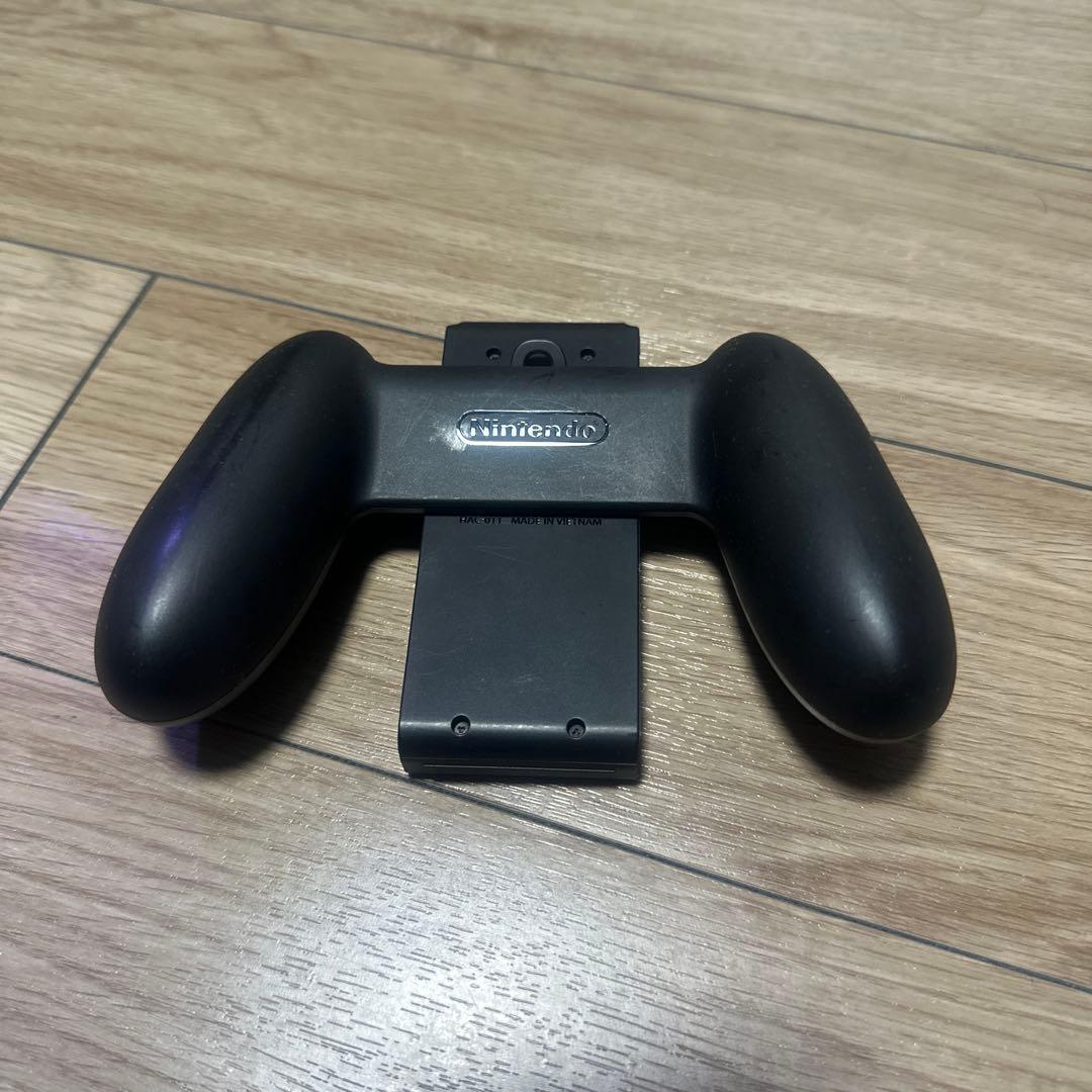 Nintendo Switch モンスターハンターライズ版本体とマリオーパーティ