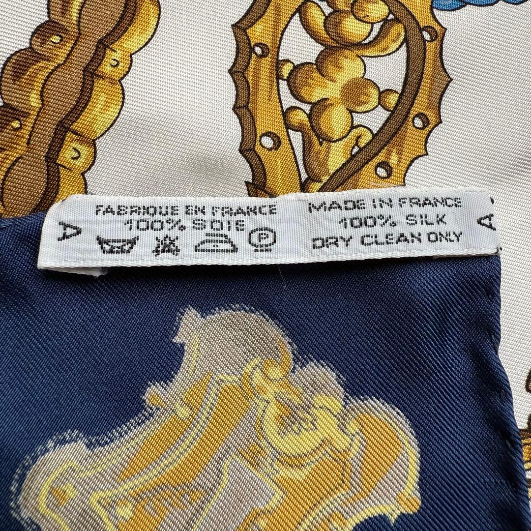 のの　美品✨エルメス　鍵とタッセルデザイン ヴィンテージ　シルクスカーフ