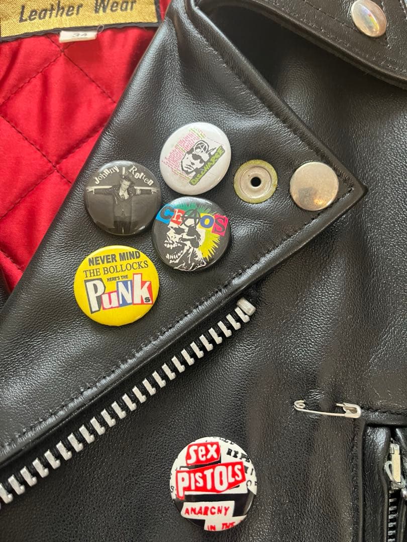 666 ダブルライダース 黒 ロンジャン バッジ付き 黒金タグ イングランド製