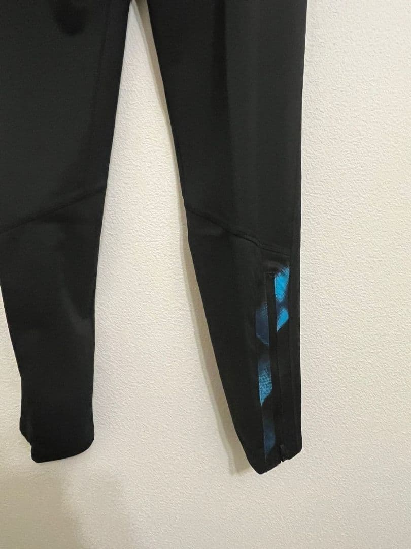 UMBRO【新品タグ付き】ラグビーイングランド代表ドリルパンツ黒　海外Sサイズ