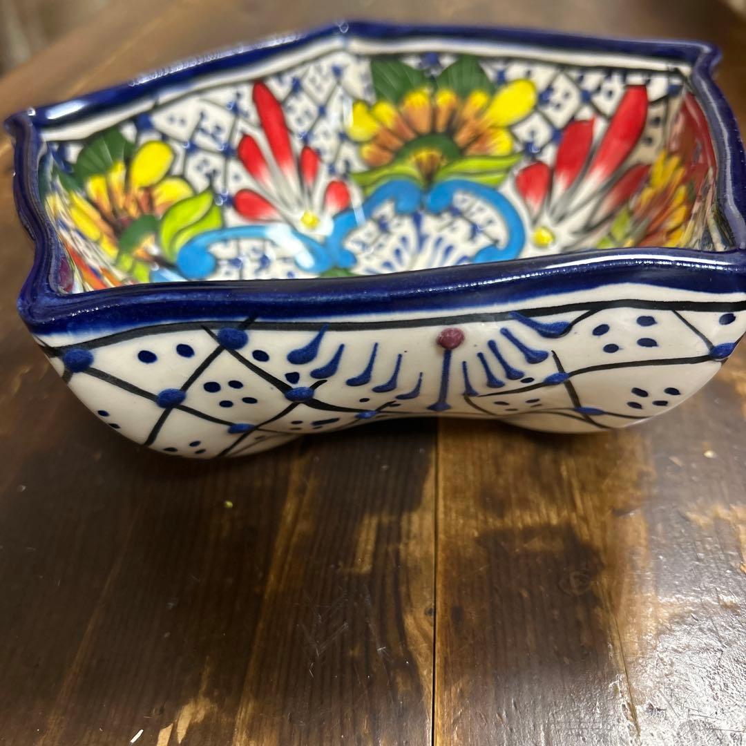 メキシコ　ブルガリア　ハンドメイド　タラベラ焼き　トロヤン焼　スリップウェア