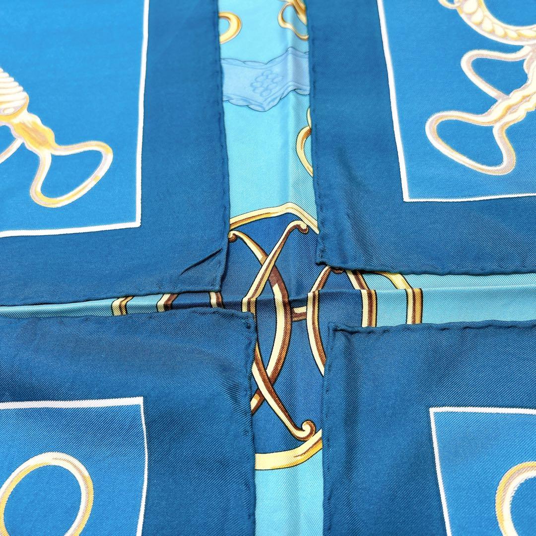 HERMÈS エルメス カレ90リフト・プロフィール（Lift Profile）