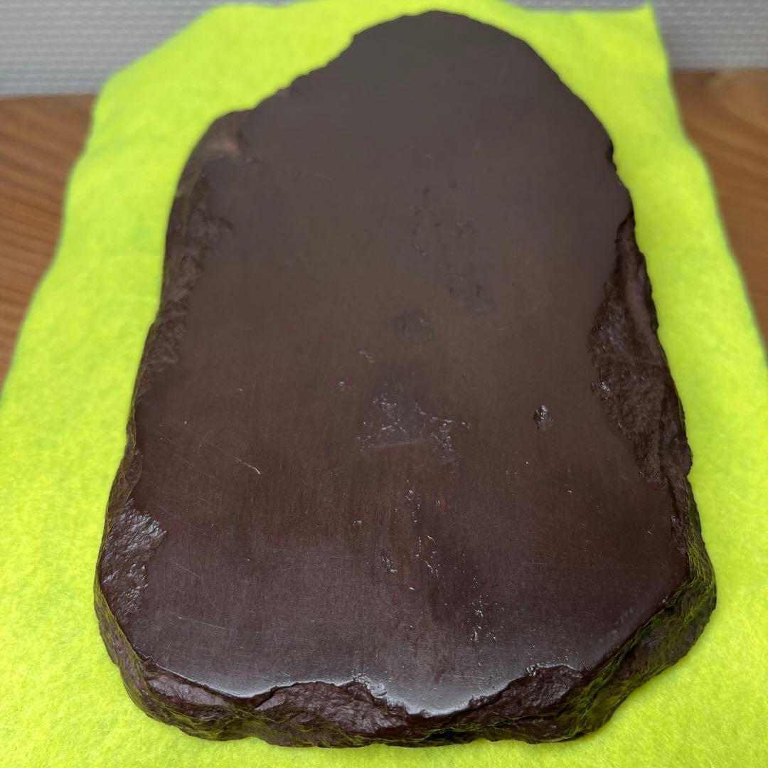 ⭕️赤間硯　牡丹花彫刻入り硯　女性好み　丘の全体に仕上げ塗料を塗布　赤間硯製硯師