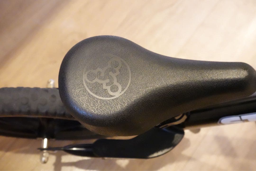 ストライダー12 スタンド付き