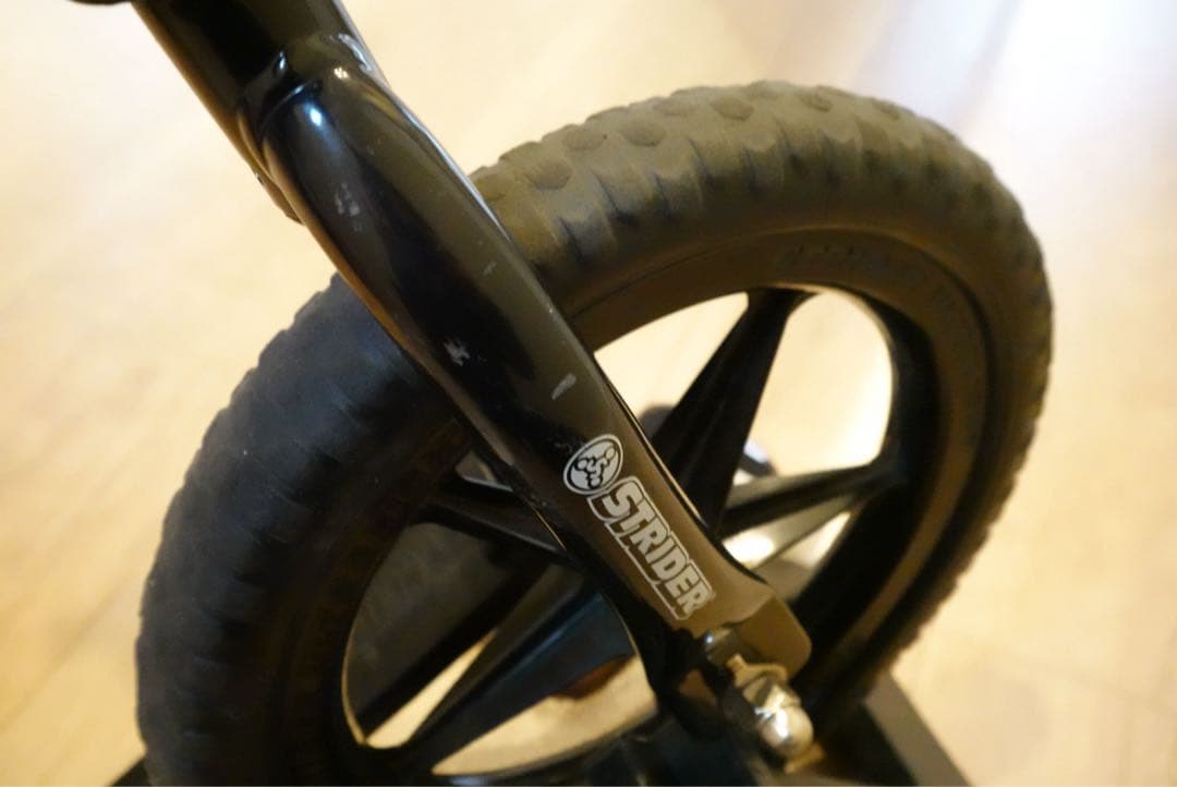 ストライダー12 スタンド付き