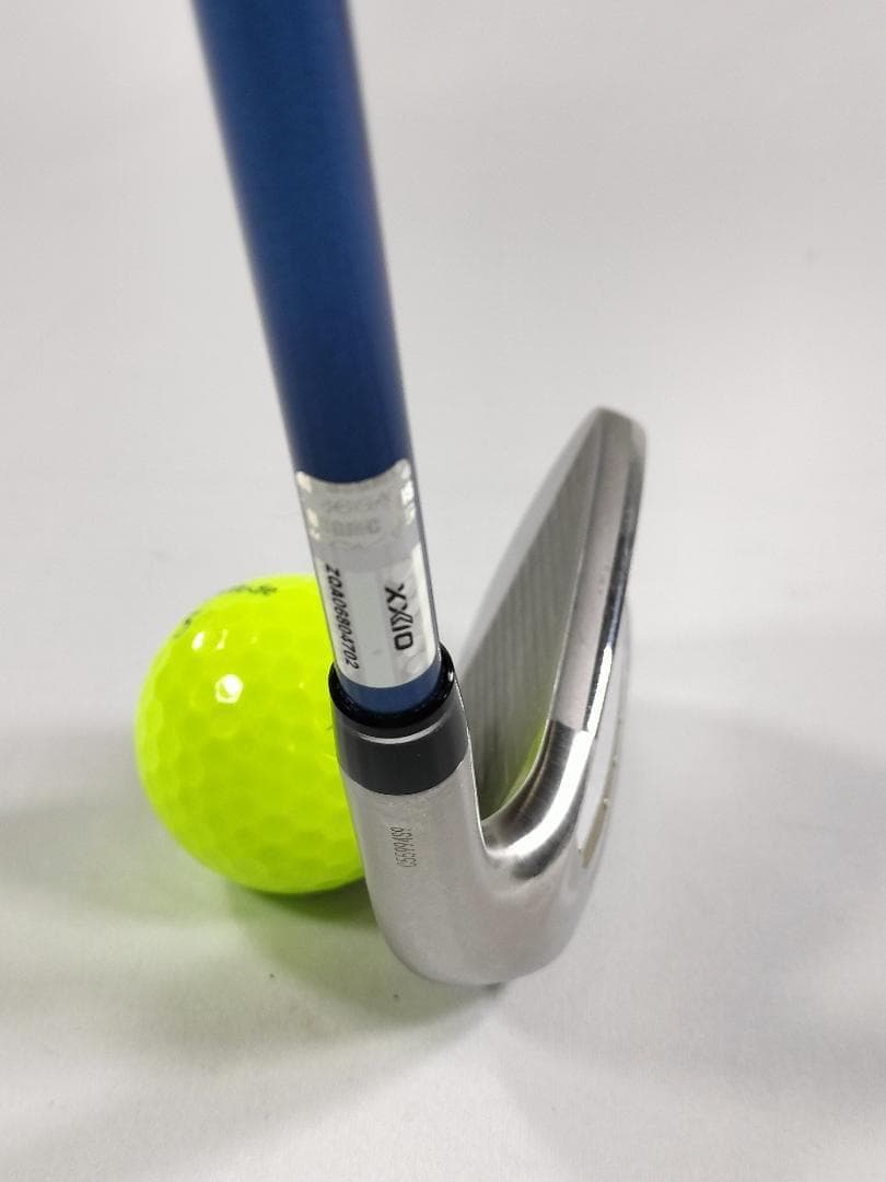 XXIO⭐ゼクシオ13 7番 28° XXIO MP1300 カーボン【S】