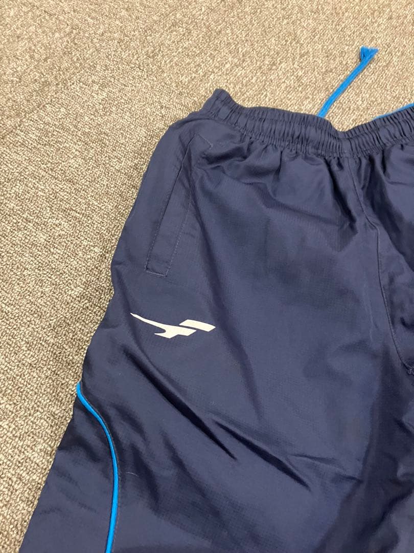 ATHLETA 迷彩柄 ダウンベンチコート　プラスズボン付き