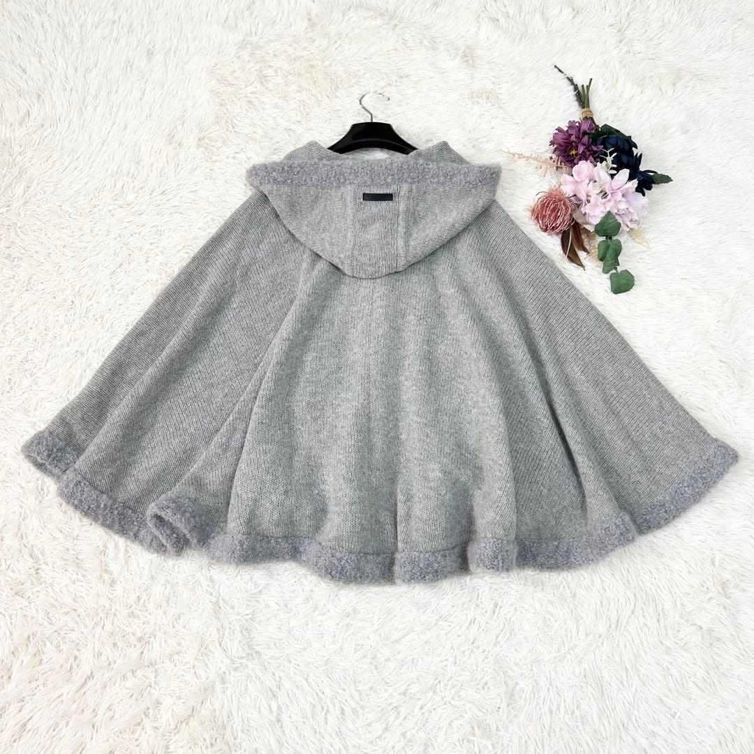 【RT 152613ページ】バーバリーブルーレーベル ニットポンチョ