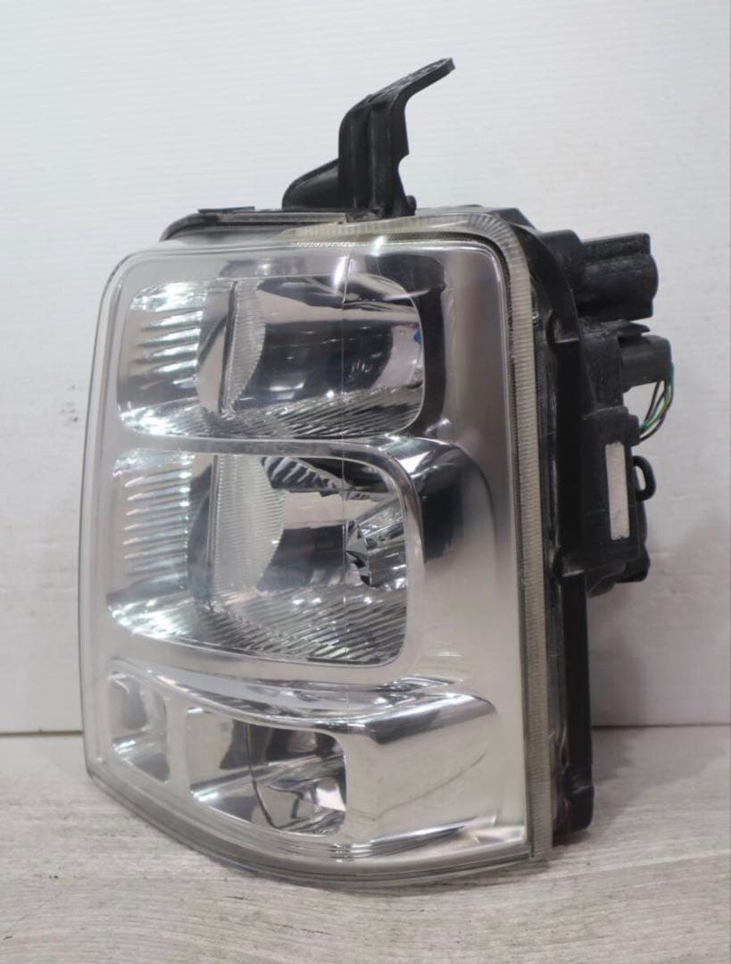 エブリィワゴンDA64w HIDライト左右