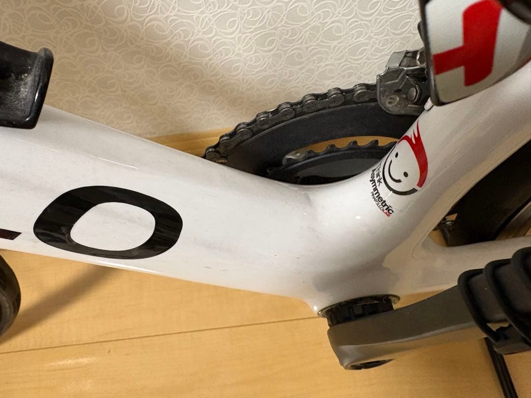 ピナレロPinarello FP QUATTRO Carbonサイコン　付き