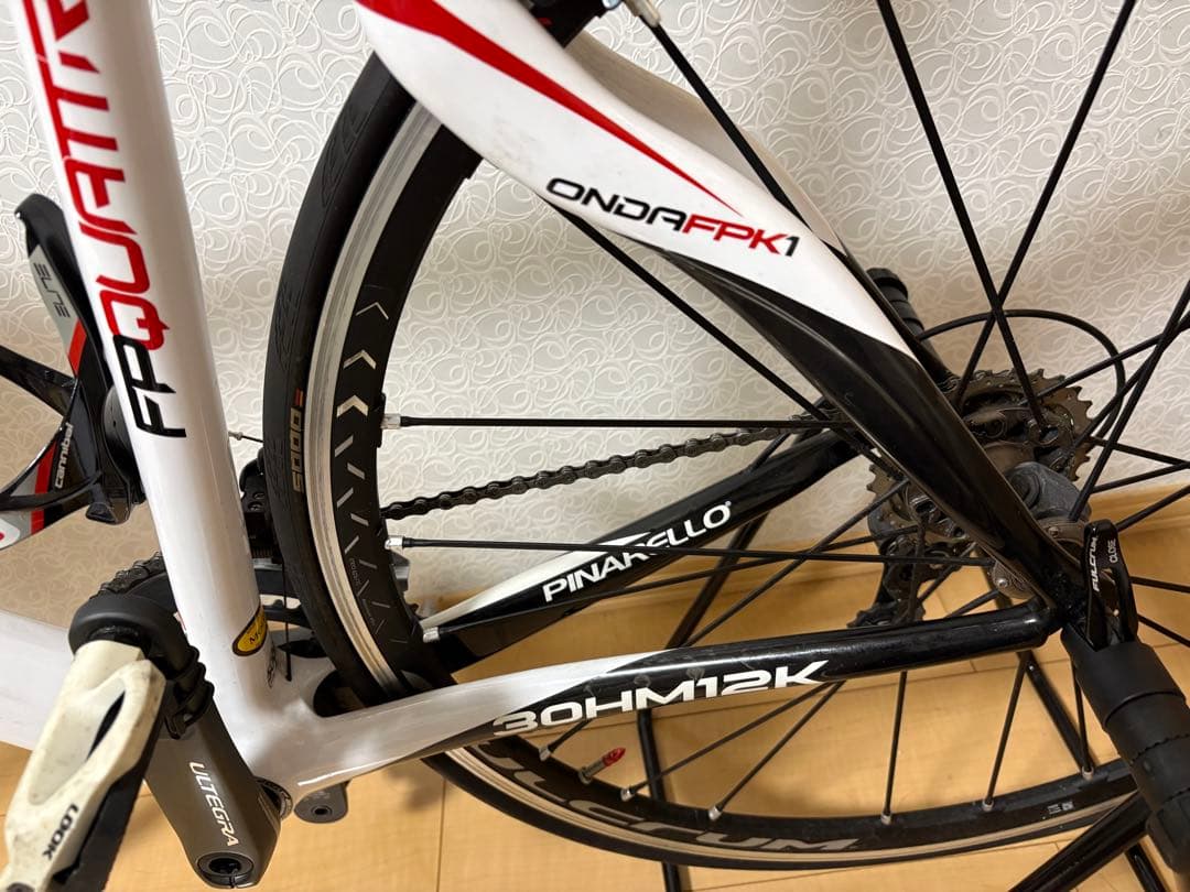 ピナレロPinarello FP QUATTRO Carbonサイコン　付き